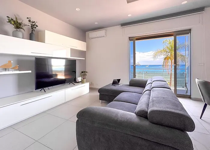 Sguardo Di Passione Apartment Giardini Naxos