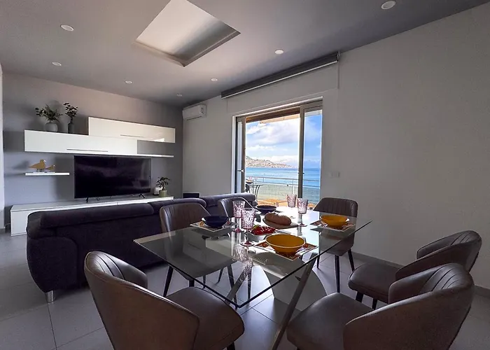 Sguardo Di Passione Giardini Naxos